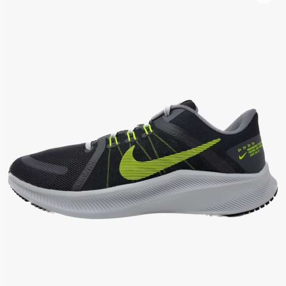 Nike 9.5 Quest Volt black green men’s running shoes - Picture 1 of 7
